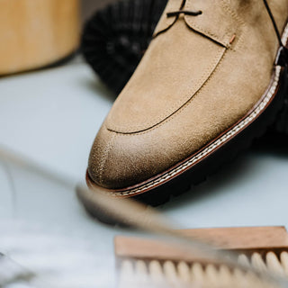 Campo Sueded Goatskin Lace Up with Wax Finish