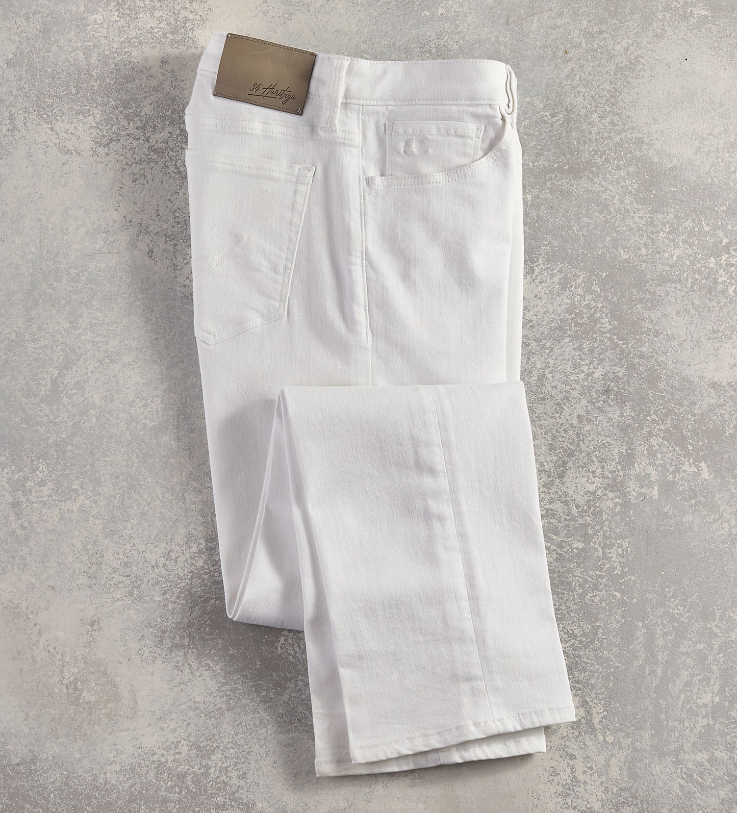 34 Heritage White Courage Jeans